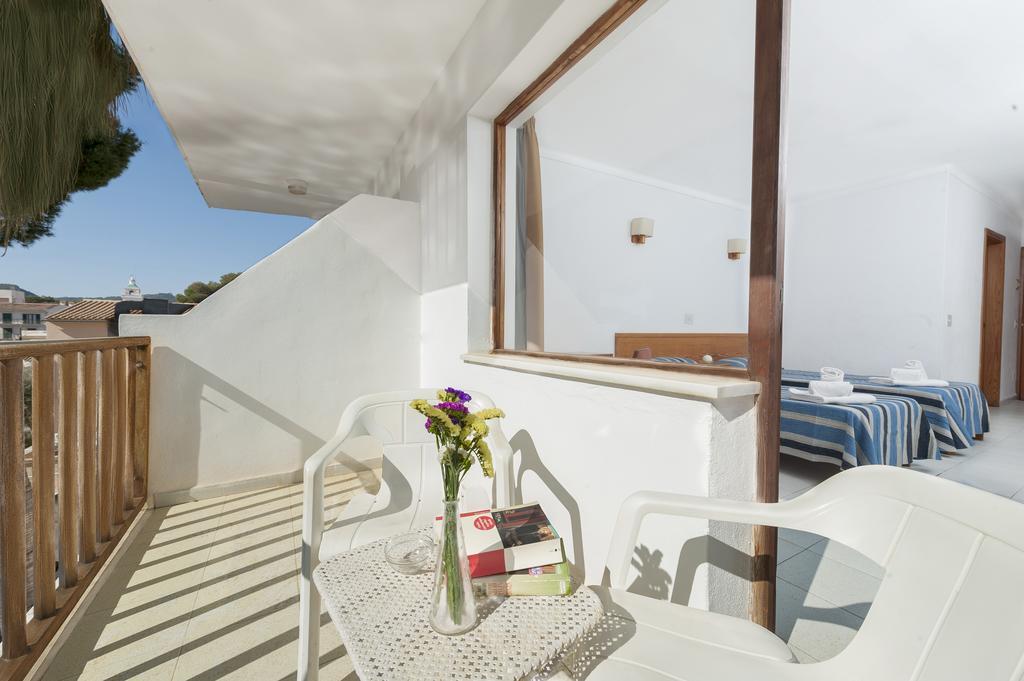 Hostal Casa Bauza Кала Ратьяда Номер фото