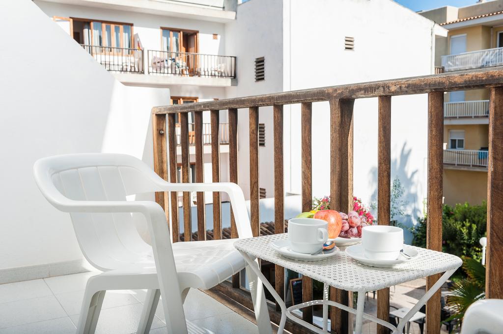 Hostal Casa Bauza Кала Ратьяда Номер фото