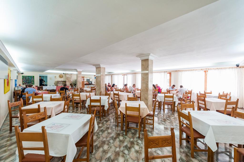 Hostal Casa Bauza Кала Ратьяда Экстерьер фото