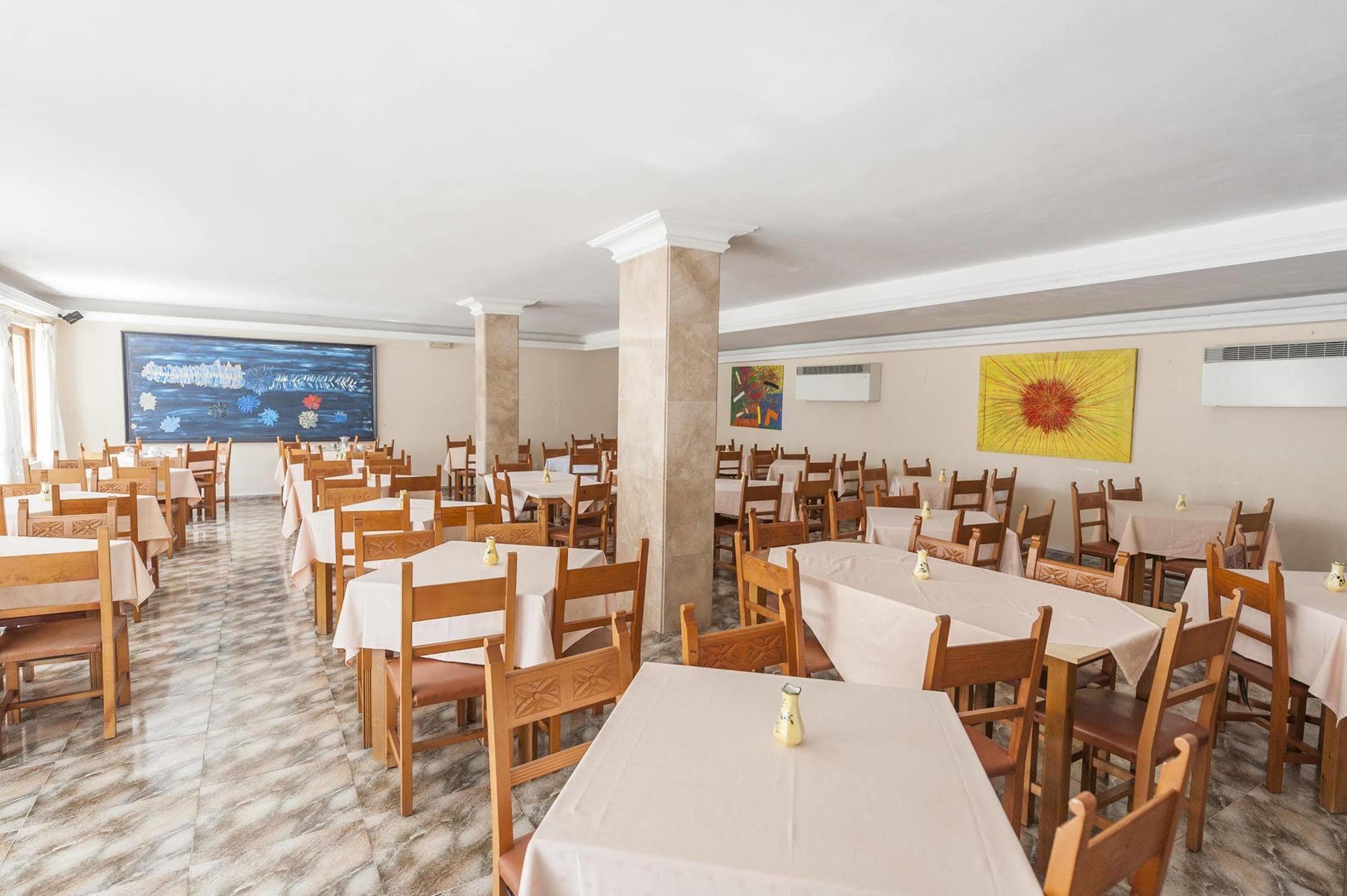 Hostal Casa Bauza Кала Ратьяда Экстерьер фото