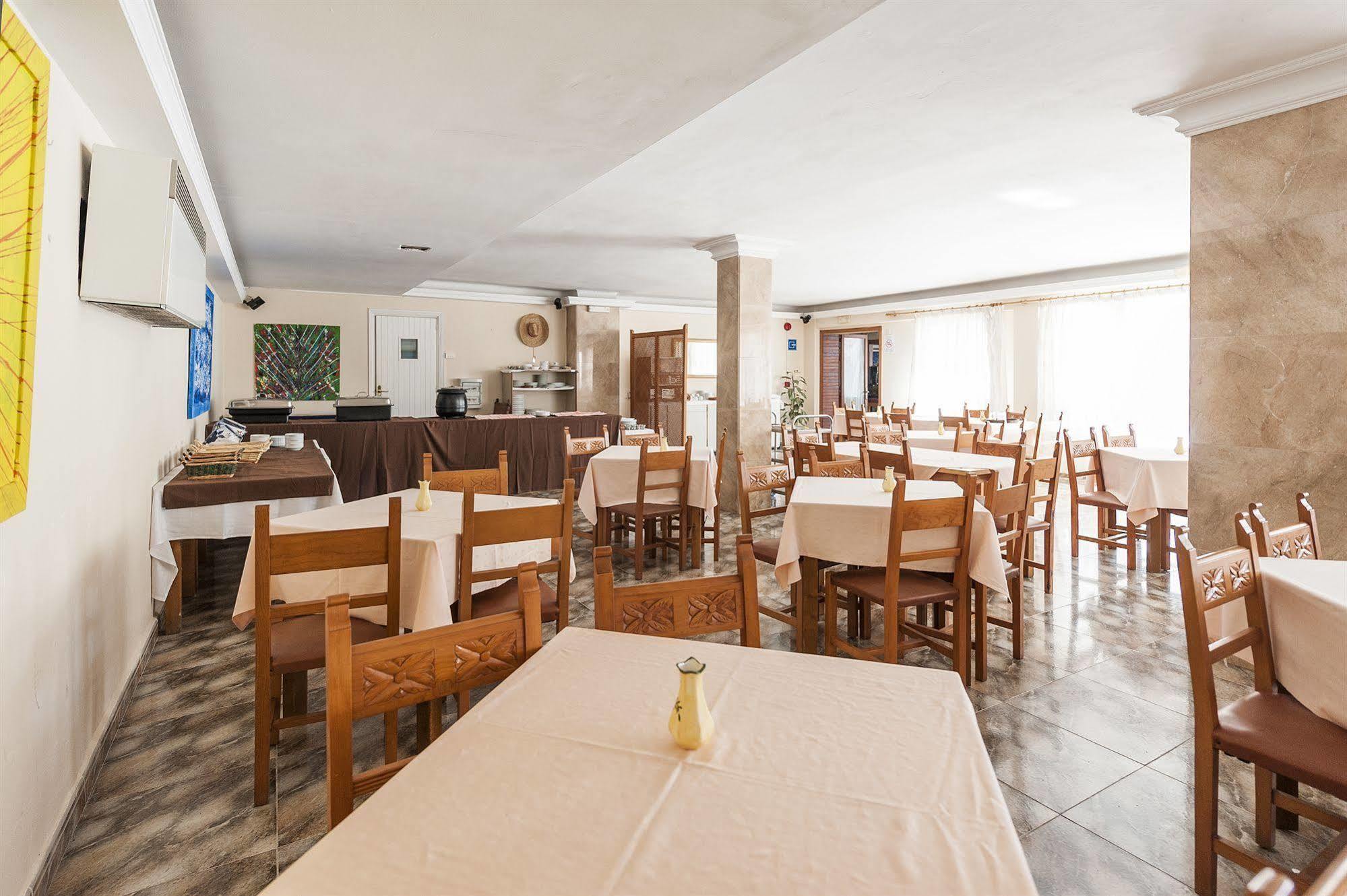 Hostal Casa Bauza Кала Ратьяда Экстерьер фото