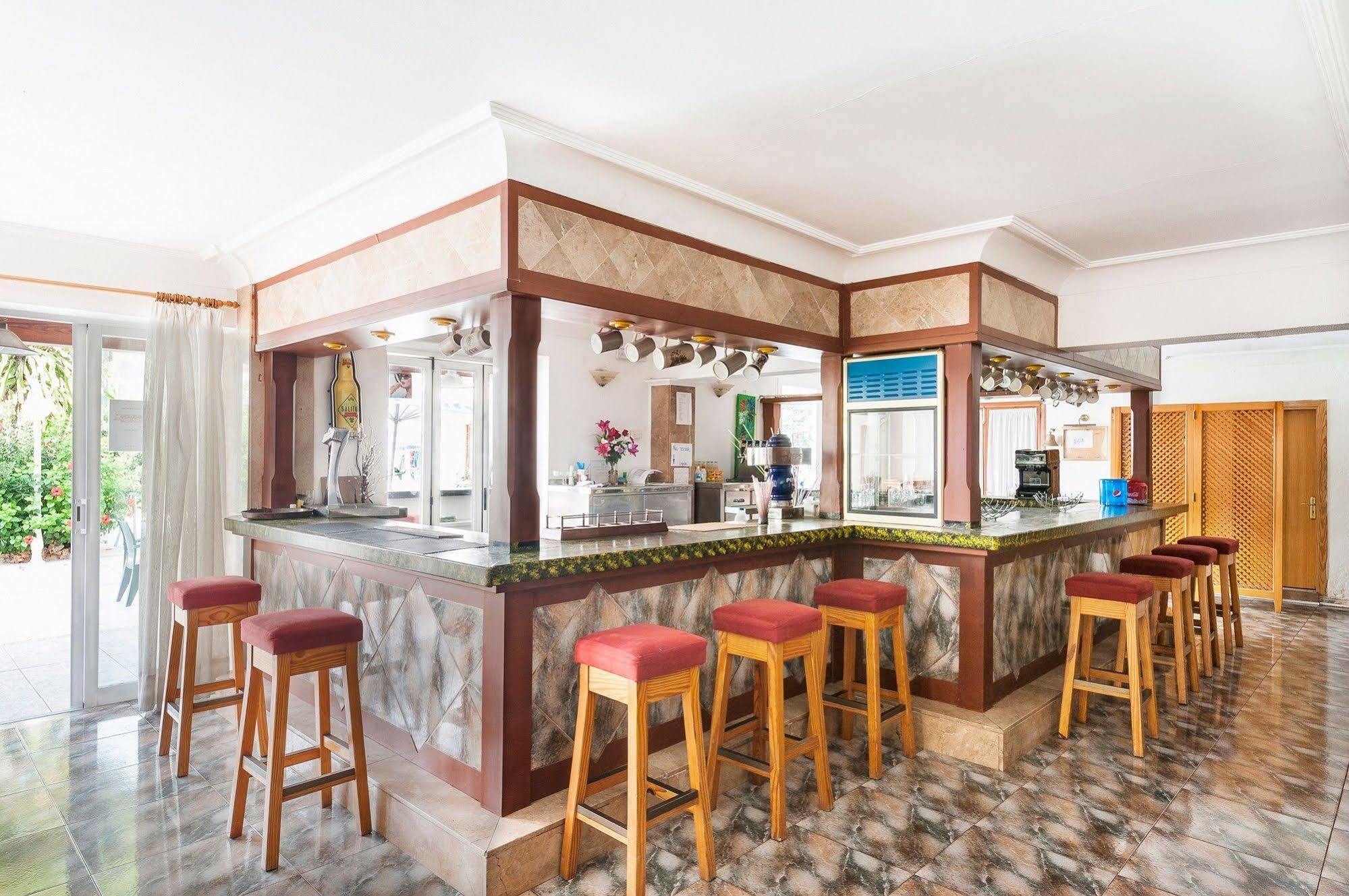 Hostal Casa Bauza Кала Ратьяда Экстерьер фото